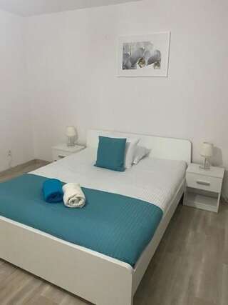 Апартаменты Blue Apartment close to Old Town Быдгощ Апартаменты Делюкс 17-2